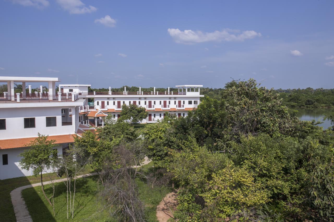 Samrith Hotel Kâmpóng Thum المظهر الخارجي الصورة